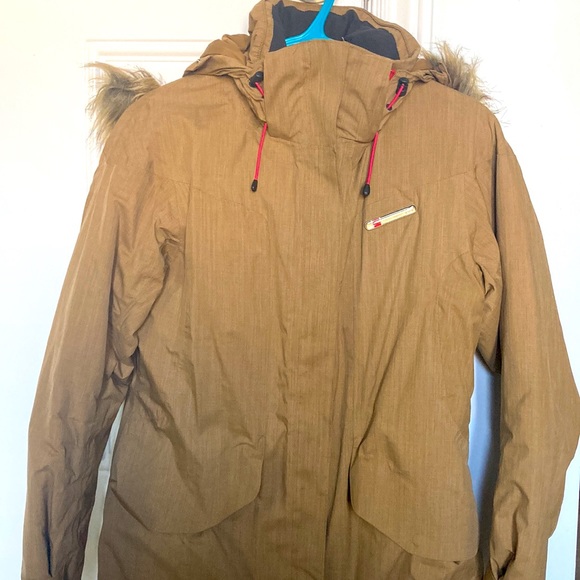 Helly Hansen winter jacket. - Picture 2 of 3